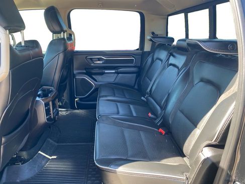 Used 2021 RAM 1500 Laramie AWD/4WD image 16