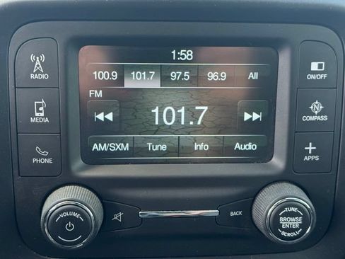 Used 2016 Jeep Renegade Limited AWD/4WD image 3