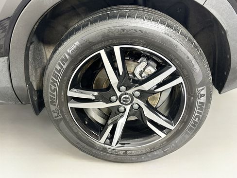 Used 2023 Volvo XC40 B5 Core w/ Protection Package Premier image 11