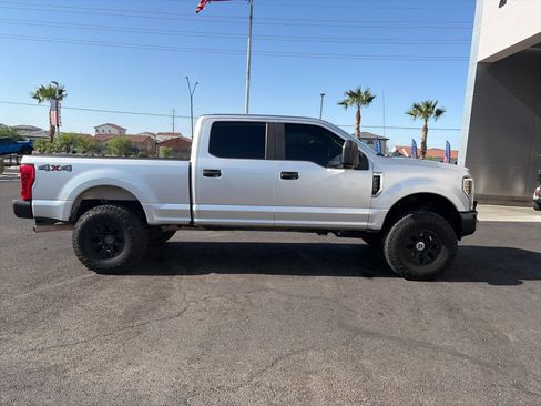 Used 2019 Ford F250 XL AWD/4WD image 5