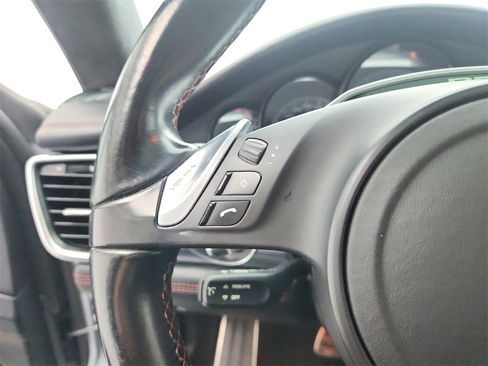 Used 2015 Porsche Panamera GTS image 34