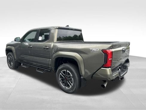 New 2026 Toyota Tacoma TRD Sport AWD/4WD image 3