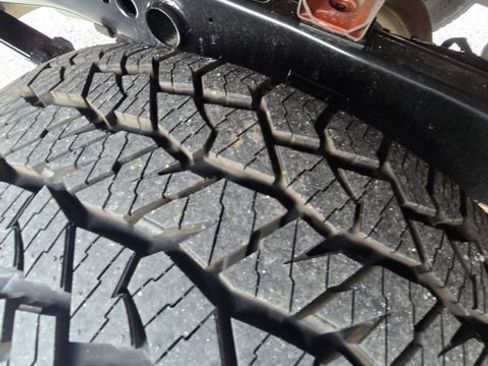 Used 2025 Nissan Frontier PRO-4X w/ Pro Premium Package image 14