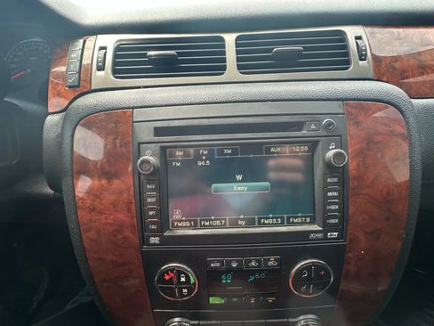 Used 2008 Chevrolet Avalanche LTZ w/ LTZ Preferred Equipment Group AWD/4WD image 17