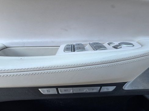 Used 2016 BMW 750i xDrive image 25