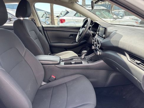 Used 2024 Nissan Sentra S FWD image 34