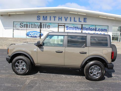 New 2025 Ford Bronco Big Bend image 2