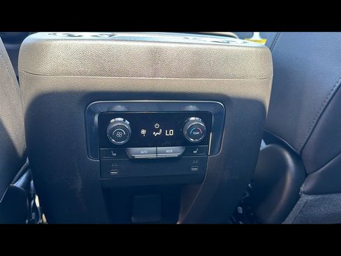 New 2026 Chevrolet Tahoe High Country AWD/4WD image 27