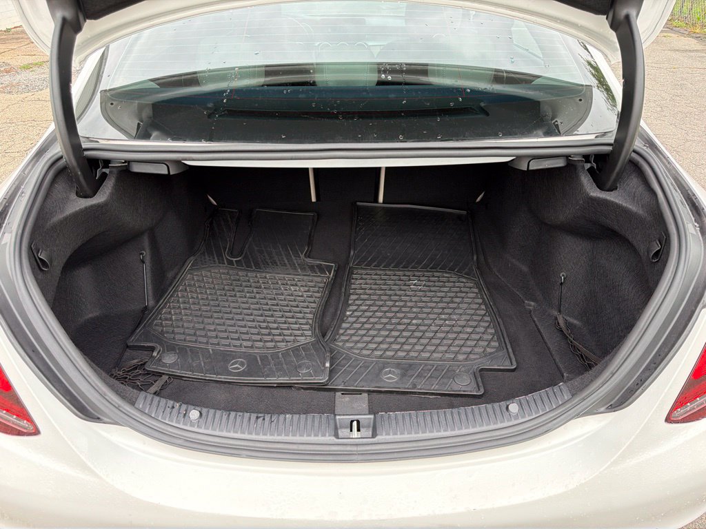 Used 2019 Mercedes-Benz C 300 4MATIC Sedan image 17