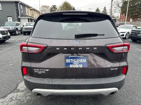 Used 2023 Ford Escape Active image 4