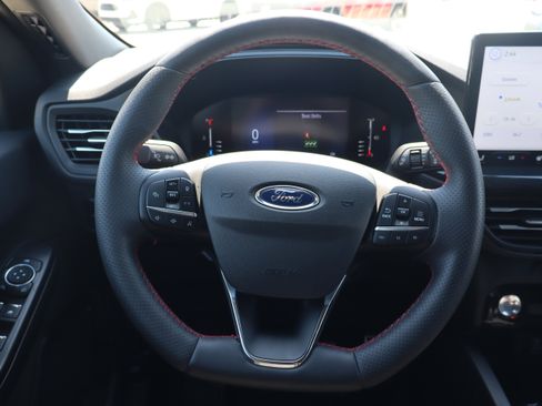 Used 2024 Ford Escape ST-Line w/ Tech Pack #1 AWD/4WD image 14