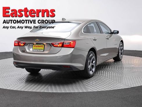 Used 2024 Chevrolet Malibu LT FWD image 5