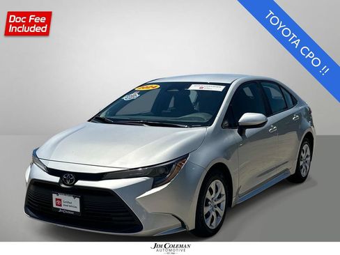 Certified 2024 Toyota Corolla LE FWD image 1