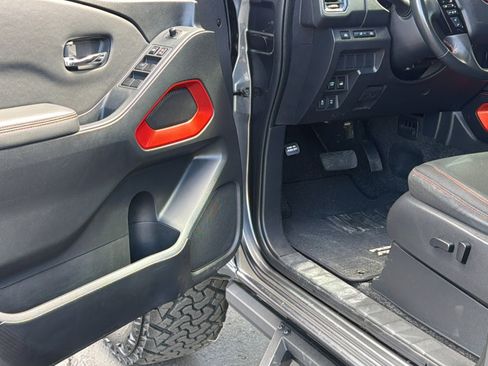 Used 2022 Nissan Frontier PRO-4X w/ Off-Road Protection Package image 23