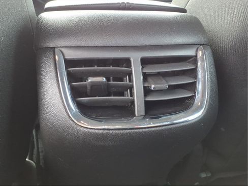 Used 2024 Chevrolet Malibu LT image 25