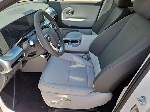 New 2026 Hyundai Ioniq 9 SEL image 10