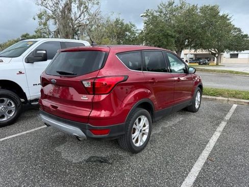 Used 2019 Ford Escape SE FWD image 8