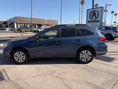 Used 2019 Subaru Outback 2.5i Premium w/ Popular Package #2 AWD/4WD image 2