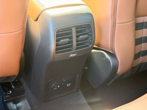 Used 2023 Ford Bronco Sport Outer Banks w/ Tech Package AWD/4WD image 15