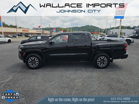 Used 2024 Nissan Frontier SL image 3