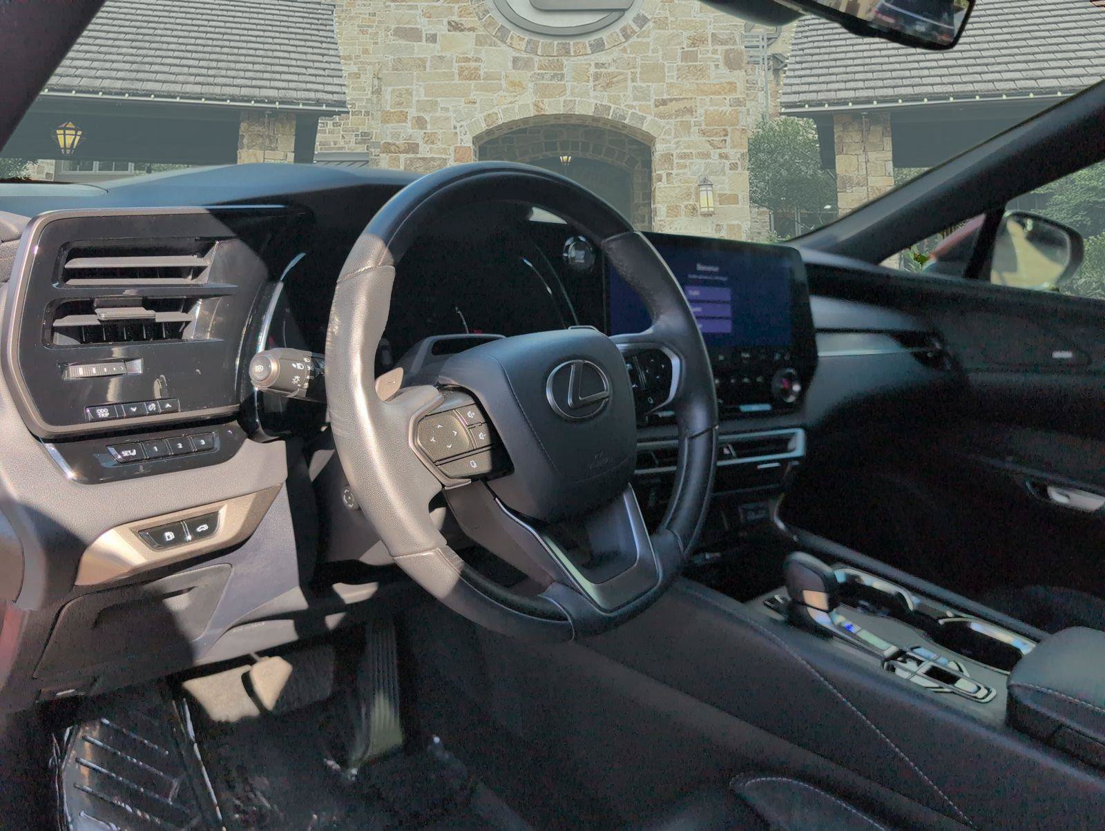 Certified 2023 Lexus RX 350 AWD w/ Accessory Package (Z1) image 6
