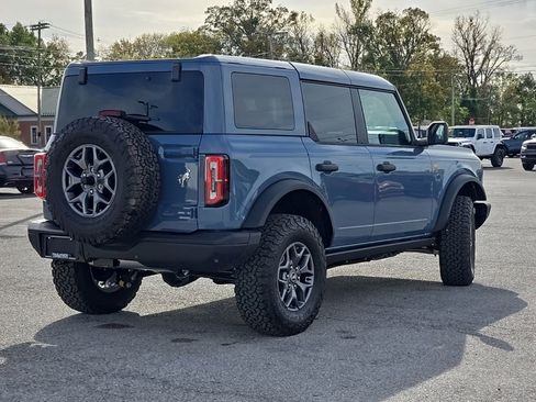 New 2025 Ford Bronco Badlands image 7