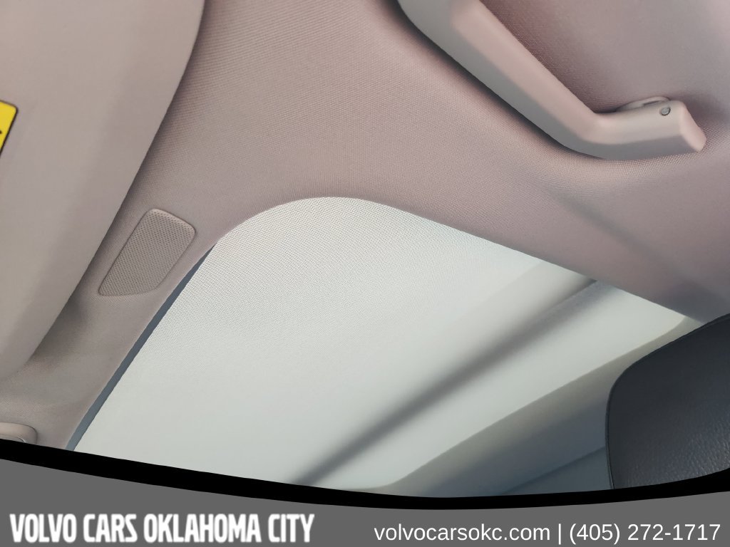 Certified 2024 Volvo S60 B5 Plus AWD/4WD image 19