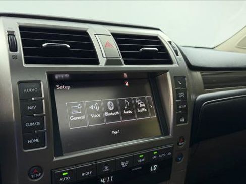 Used 2020 Lexus GX 460 Premium AWD/4WD image 32