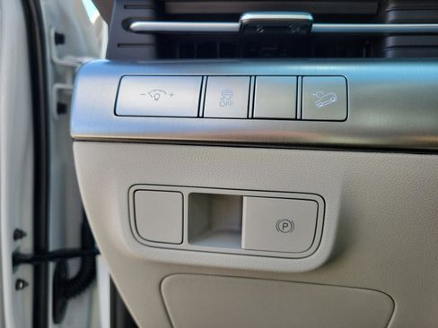 New 2026 Hyundai Kona SEL Premium image 21