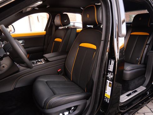 Certified 2022 Rolls-Royce Ghost w/ Ghost Package image 26