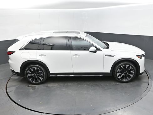 Used 2024 MAZDA CX-90 Plug-In Hybrid w/ Premium Pkg image 35