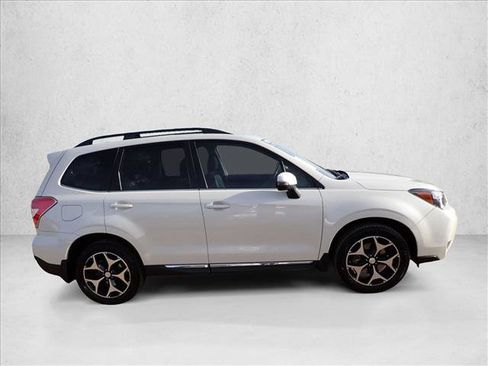 Used 2015 Subaru Forester 2.0XT Touring w/ Eyesight & Navigation System image 5