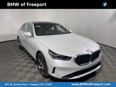 New 2026 BMW 530i xDrive w/ Premium Package