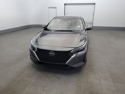 Used 2024 Nissan Sentra SV FWD image 15