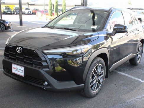 New 2026 Toyota Corolla Cross XLE image 11