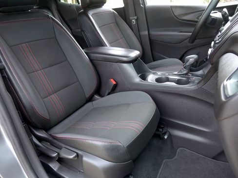 Used 2024 Chevrolet Equinox RS FWD image 8