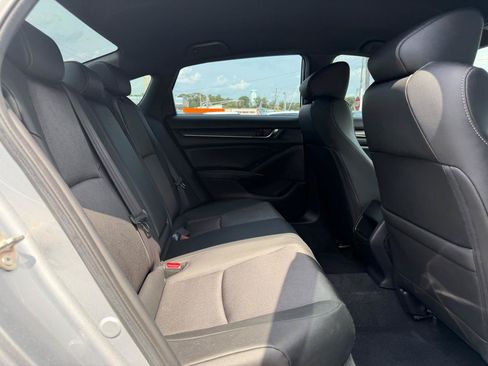 Used 2019 Honda Accord Sport image 14