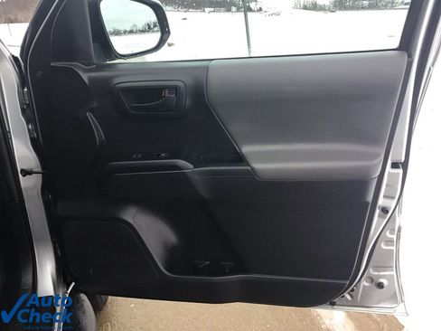 Used 2023 Toyota Tacoma SR image 17