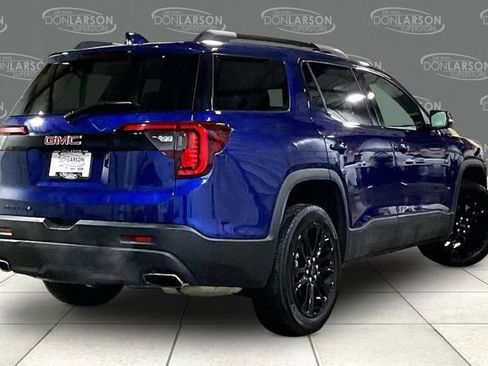 Used 2023 GMC Acadia SLE w/ Driver Convenience Package image 7