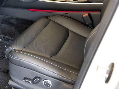 Used 2026 Genesis GV70 2.5T image 18