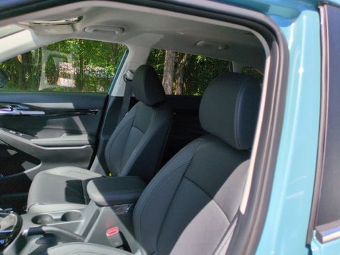 New 2026 Kia Seltos EX FWD image 18