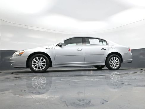 Used 2011 Buick Lucerne CXL w/ Driver Confidence Package image 36