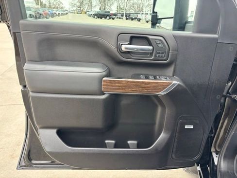 Certified 2023 Chevrolet Silverado 2500 High Country w/ Technology Package image 19