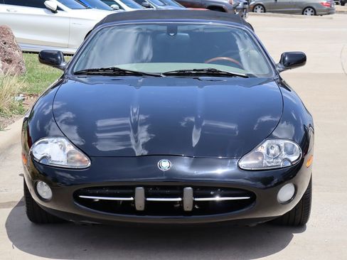 Used 2002 Jaguar XK8 Convertible image 47