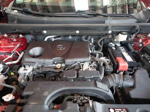 Used 2019 Toyota RAV4 LE w/ All Weather Liner Package AWD/4WD image 31