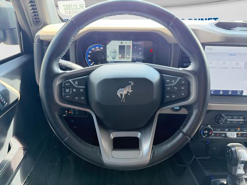 Used 2024 Ford Bronco Wildtrak AWD/4WD image 13