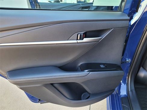 Used 2025 Toyota Camry XSE image 24