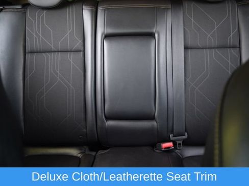 Used 2019 Chevrolet Trax LT w/ Sun & Sound Package AWD/4WD image 15