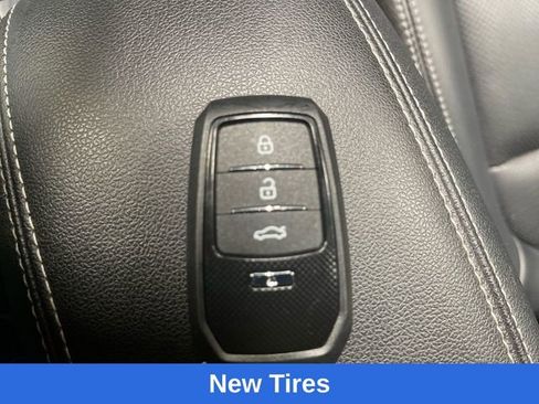 Used 2022 Ford Escape SEL image 20