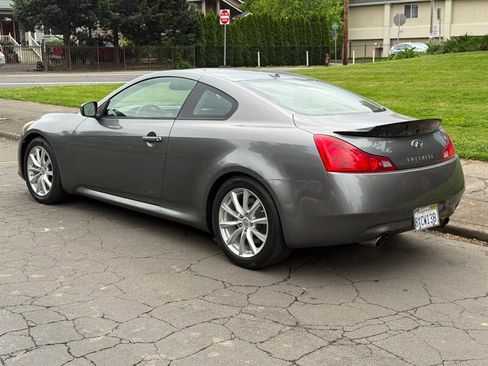 Used 2012 INFINITI G37 Journey w/ Premium Pkg RWD image 3